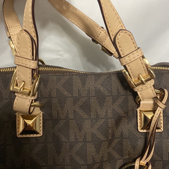 brown and tan michael kors bag - Picture 5 of 8
